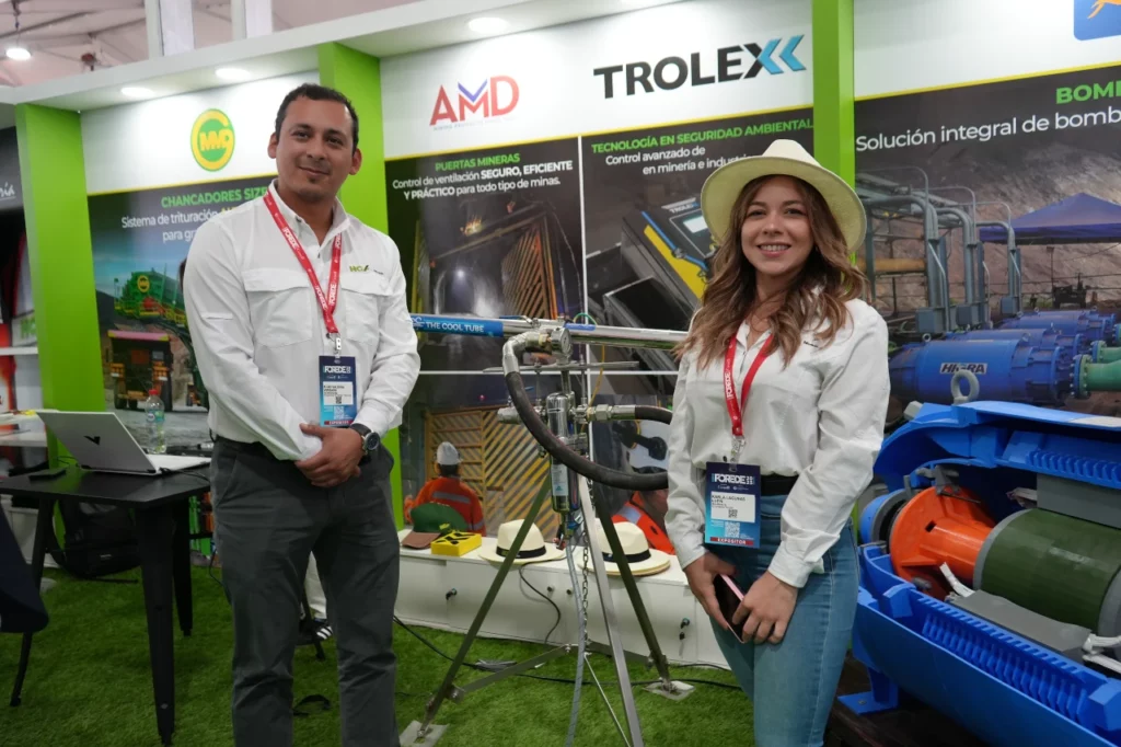 Equipo de HCA Minería.