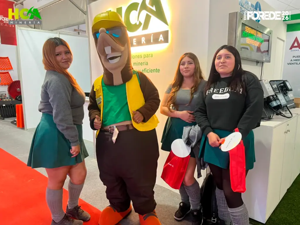Stand HCA Minería en FOREDE 2026.